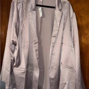 Brand New with tags Maurices Size lavender 3X Blazer
CB1